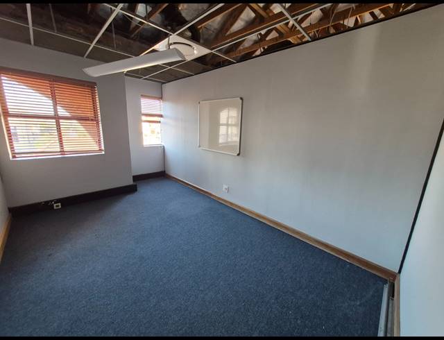 499.99M² OFFICE TO LET IN RIVONIA